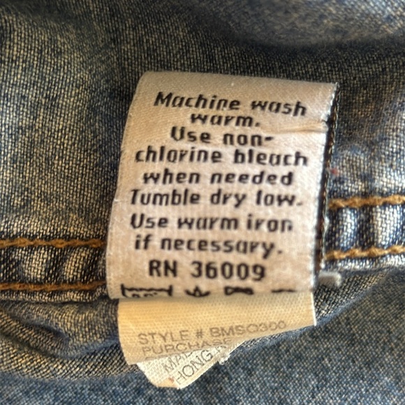 VTG Calvin Klein Long Sleeve Button Blue Denim Shirt Embroidered Hong Kong XL - Picture 13 of 13